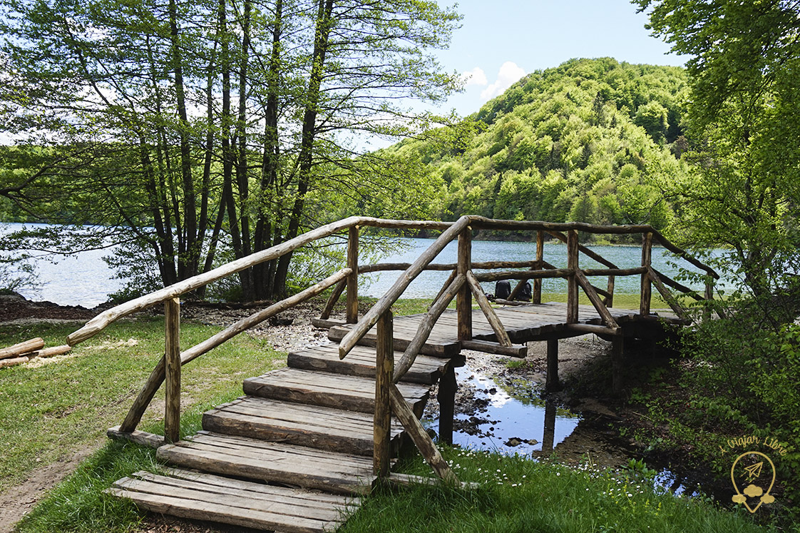 Wooden_bridge_Plitvice_Croatia Wooden_bridge_Plitvice_Croatia